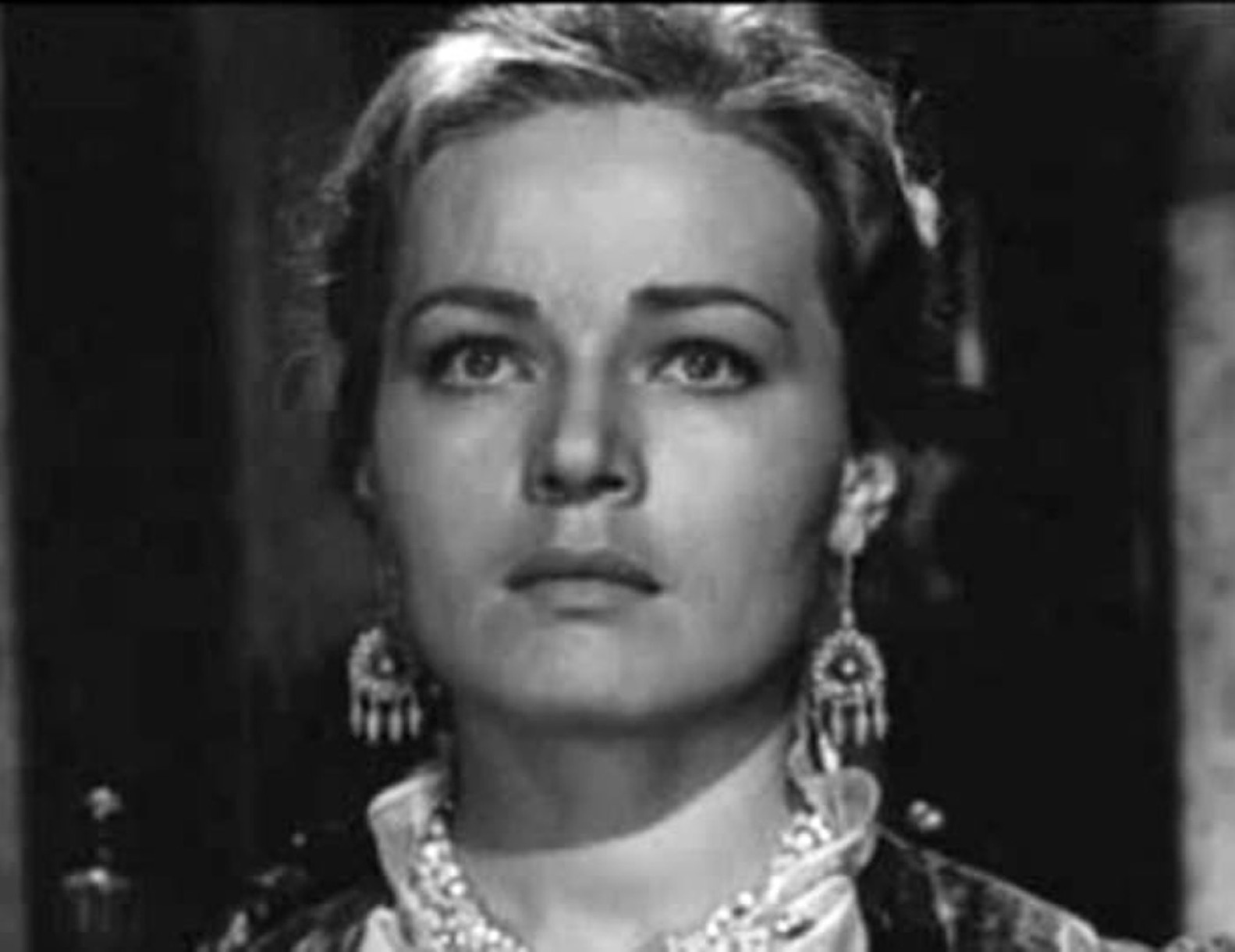 Не дожила до своего 85-летия сорок дней💔, а одной сцене отдала 42 сезона: памяти Людмилы Чурсиной