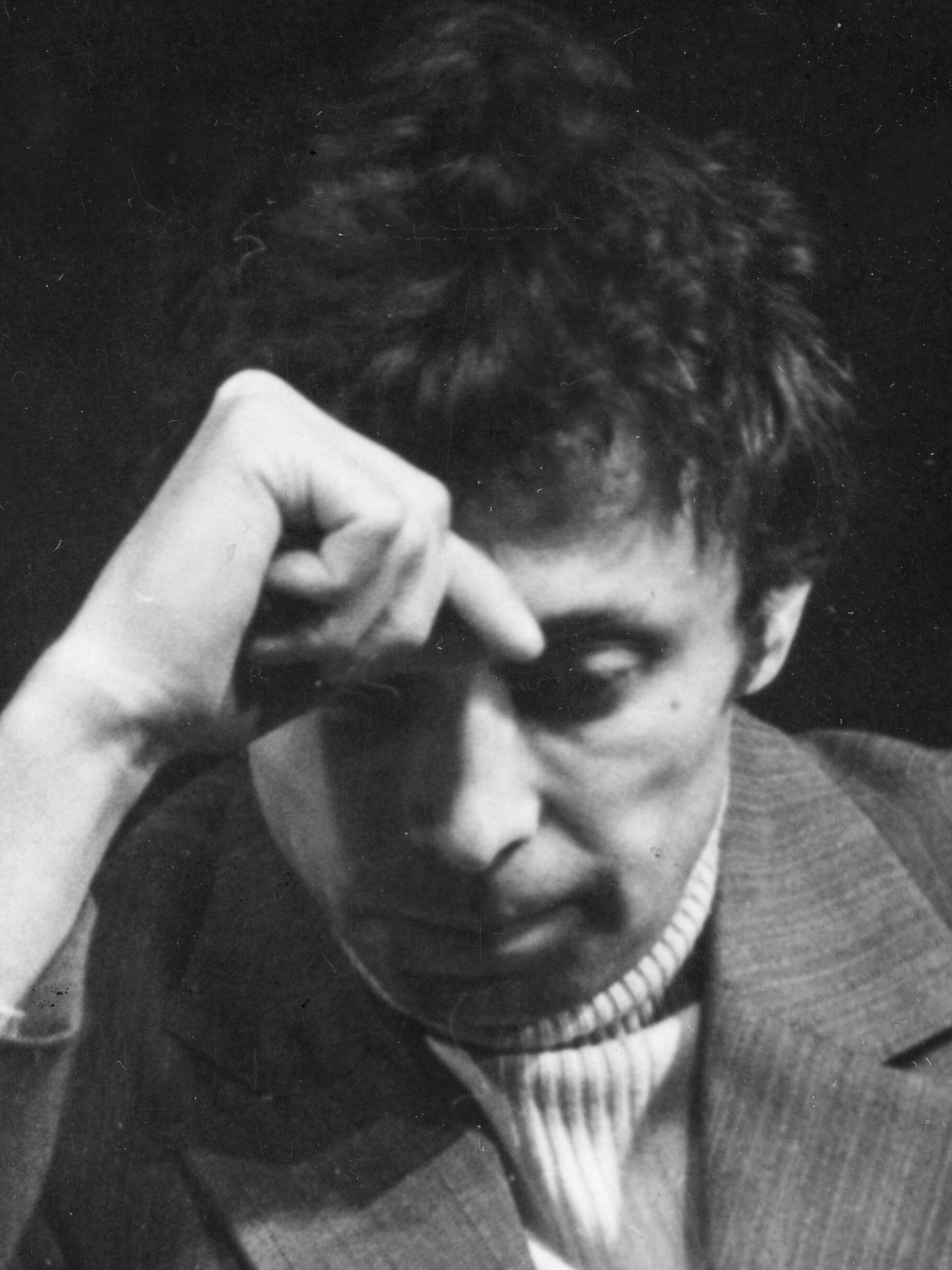Менял театры чаще, чем иные меняют роли, спорил с режиссёрами и сгорел в 39😞: судьба Олега Даля