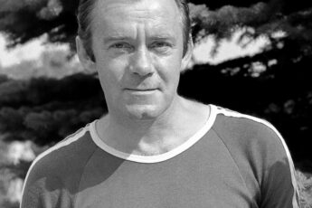 Всю жизнь он играл маленькие роли. А в театре его звали Солнышком ☀️